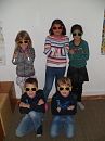 Kinder mit Brillen (Tuschy)