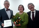 Vor 4 Jahren  - Präses Dr. Uwe Krieger, Cornelia Georg und Superintendent Andreas Schwarze (Privat)