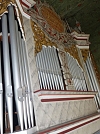 erst im Frühjahr 2023 in den Kreis der Unterrichtsorgeln aufgenommen: die sehr kleine Orgel in Weißenborn (Foto: Norbert Patzelt)