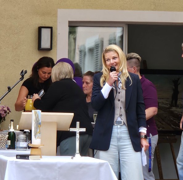 Wiedereröffnung der Hermann Arnold Stiftung  (Foto: Regina Englert)